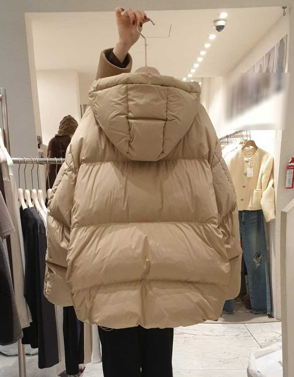 B26.小臉歐膩連帽極光羽絨外套