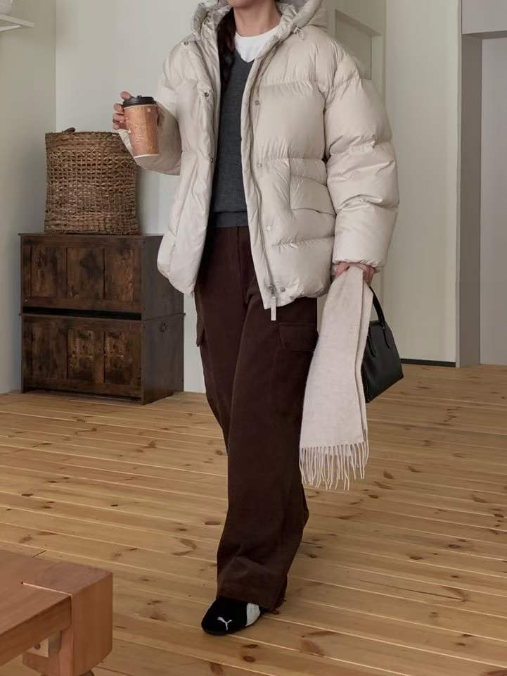 B26.小臉歐膩連帽極光羽絨外套