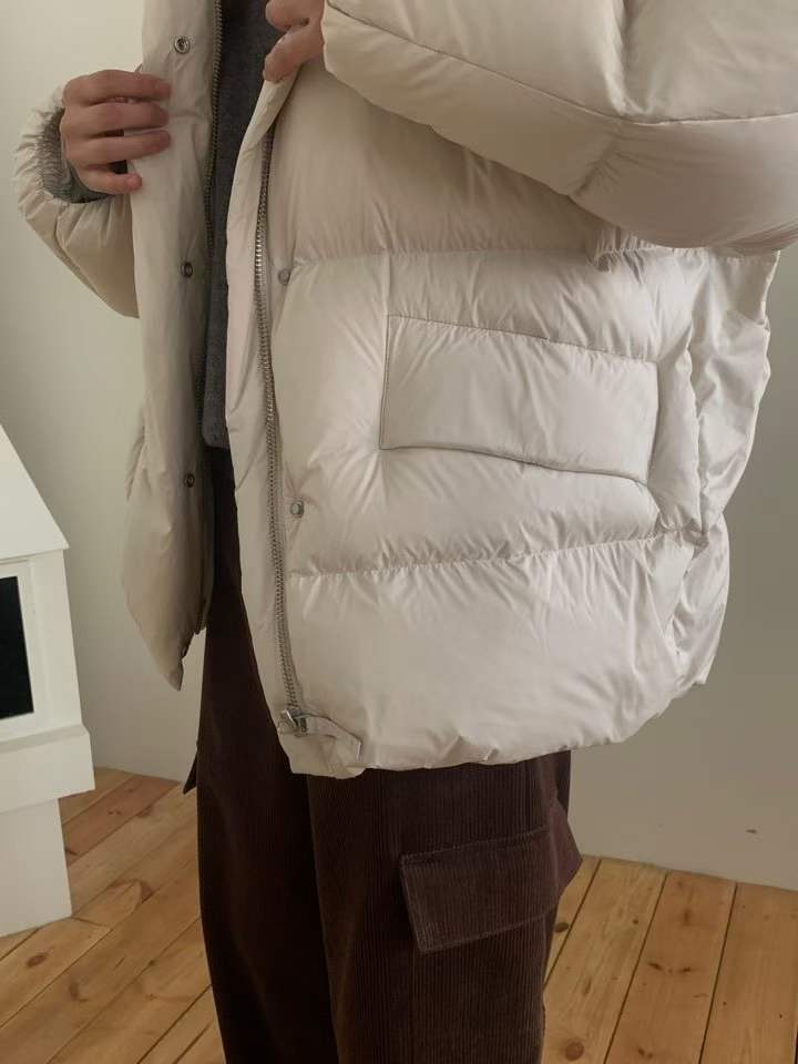 B26.小臉歐膩連帽極光羽絨外套