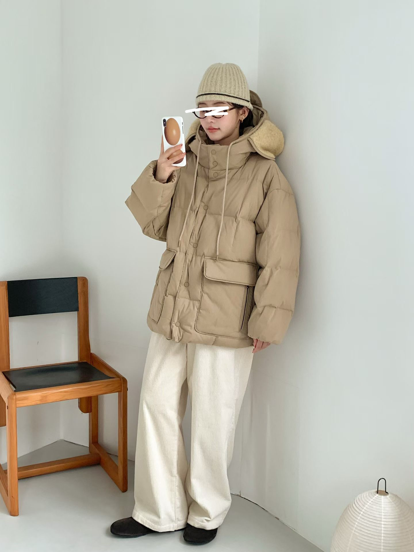 B08.連帽拼接毛毛玩雪鵝絨外套