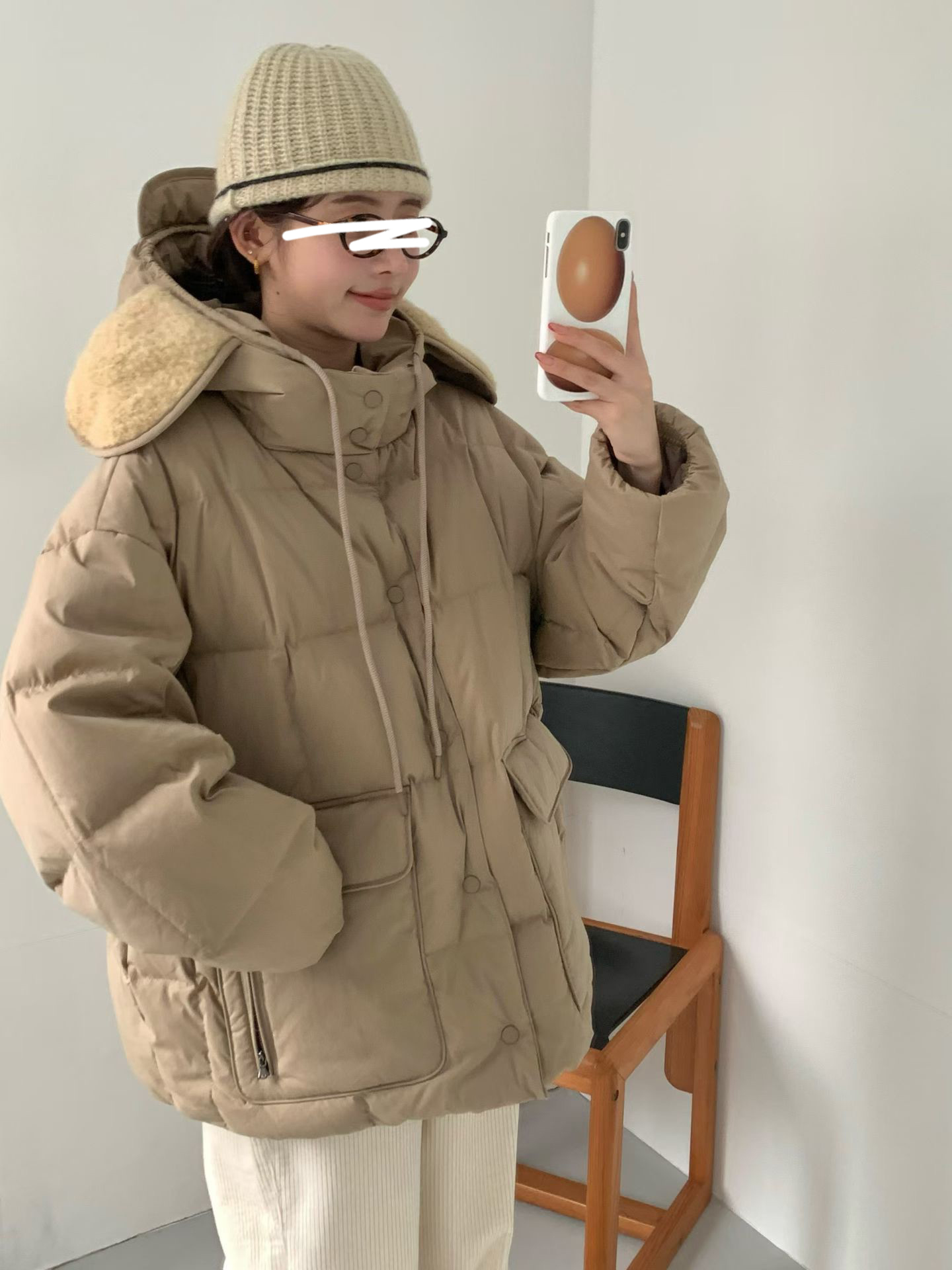 B08.連帽拼接毛毛玩雪鵝絨外套