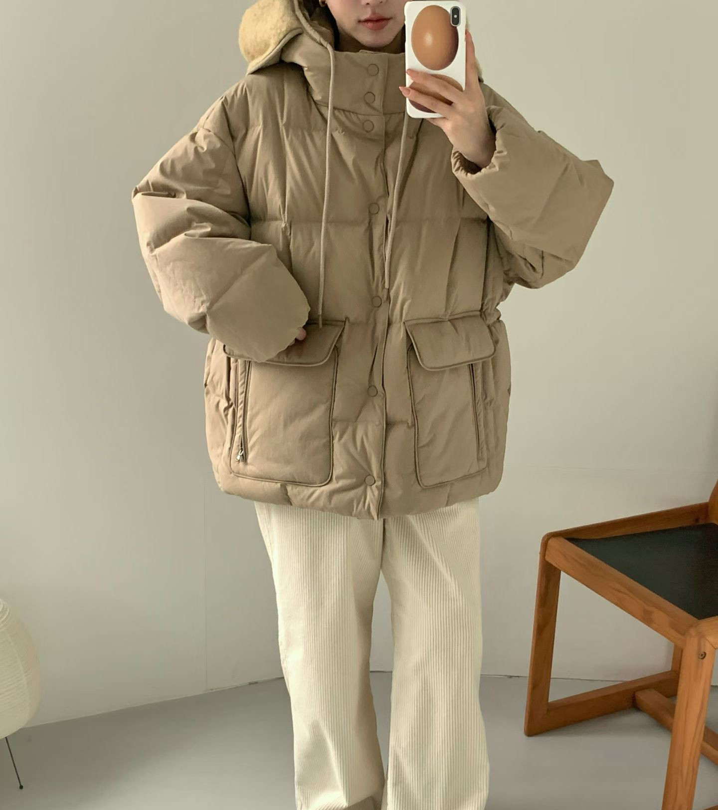 B08.連帽拼接毛毛玩雪鵝絨外套