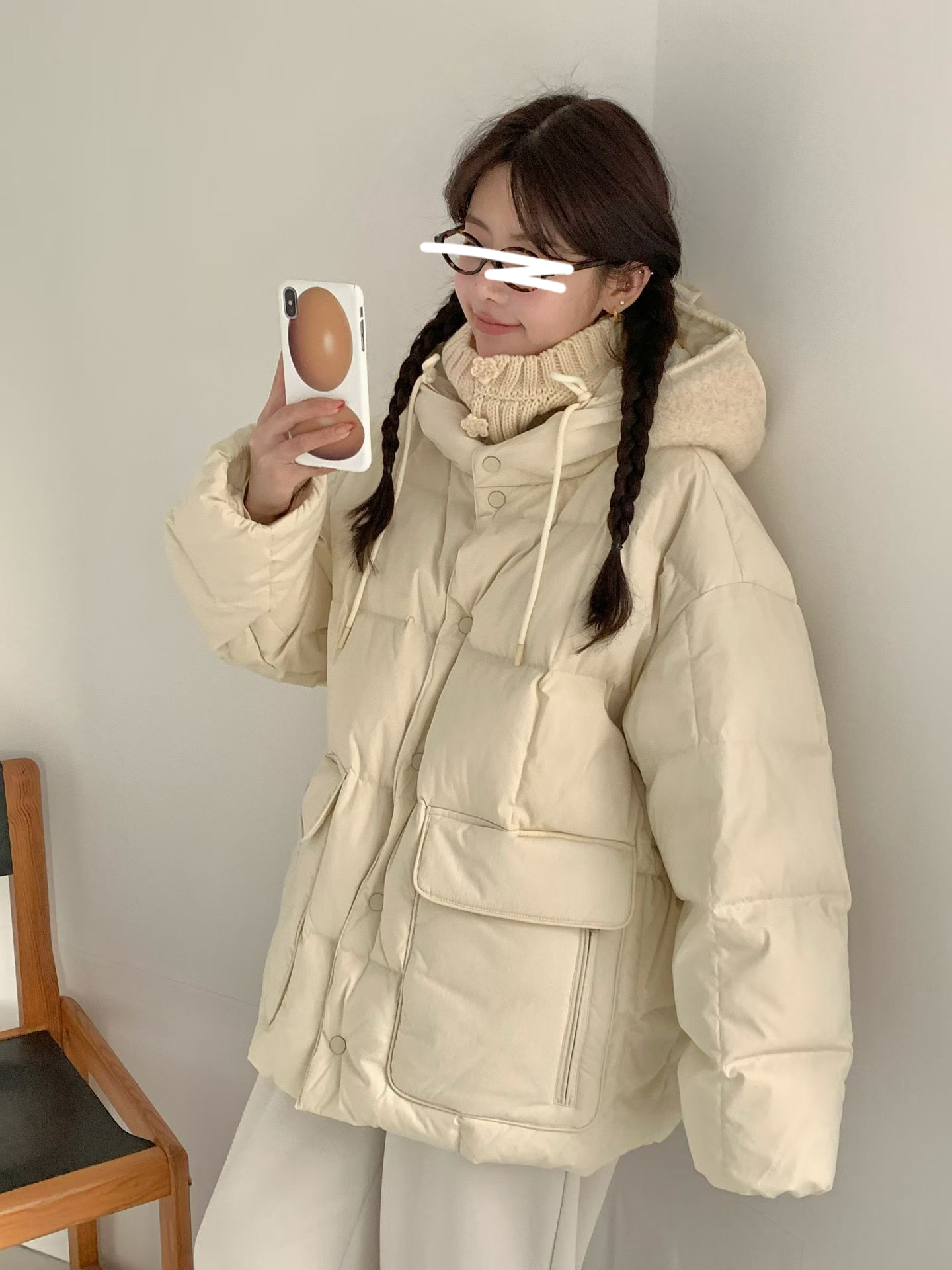 B08.連帽拼接毛毛玩雪鵝絨外套