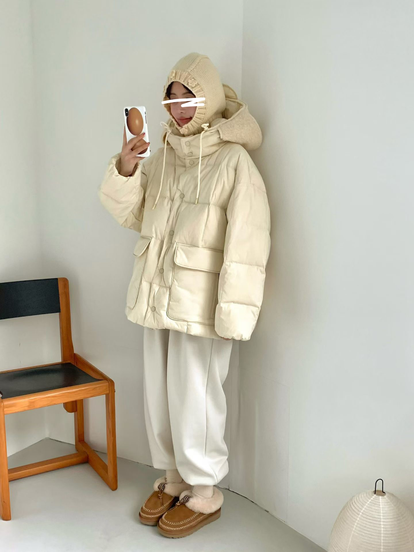 B08.連帽拼接毛毛玩雪鵝絨外套