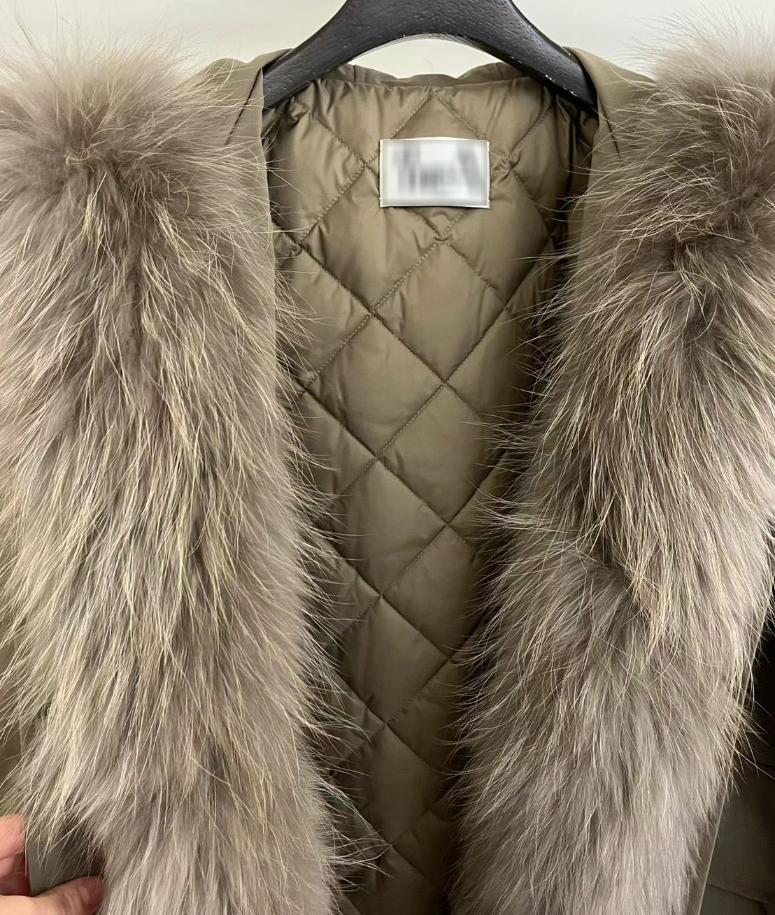 B93.彭湃狐狸毛軍風鵝絨保暖外套