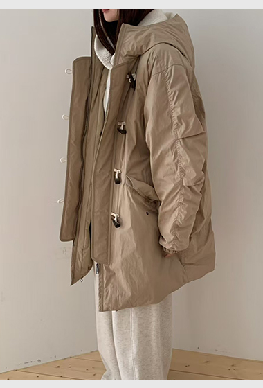 B46.日系感牛角釦鴨絨連帽外套
