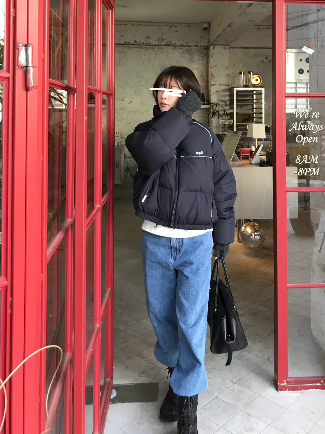 A14.小V家亮眼線條鴨絨外套