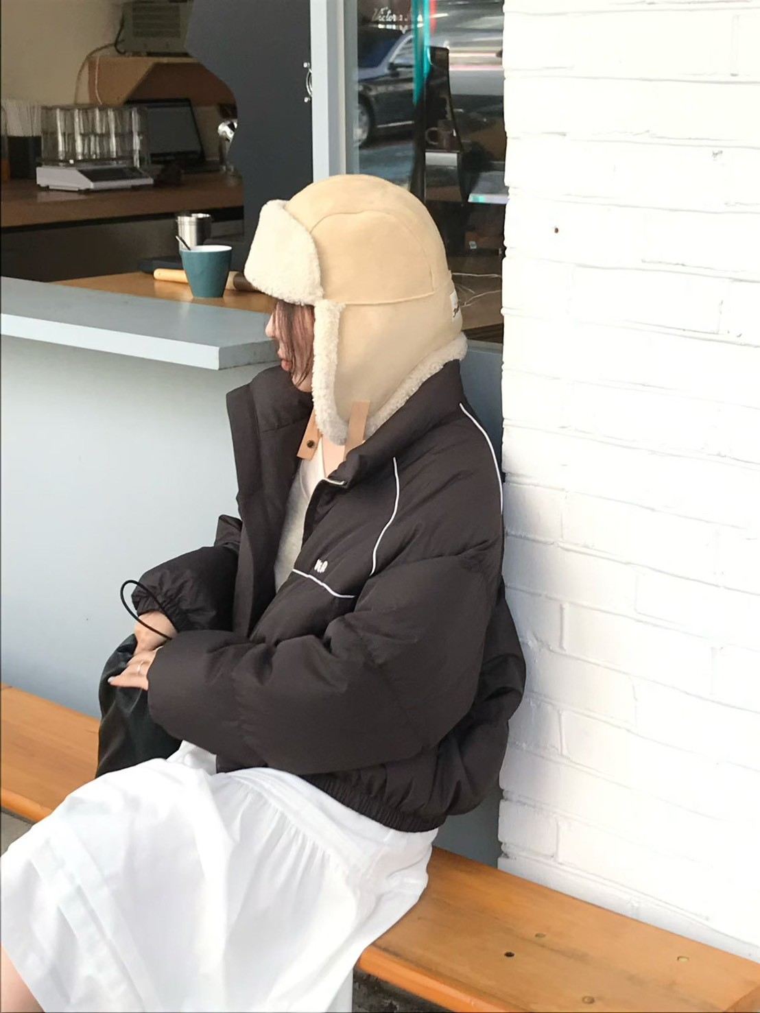 A14.小V家亮眼線條鴨絨外套