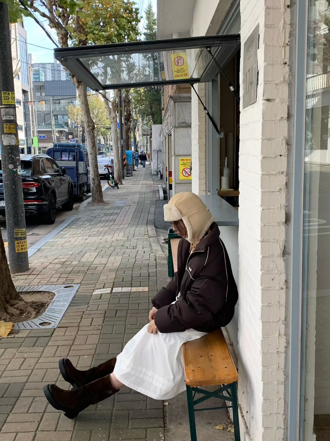 A14.小V家亮眼線條鴨絨外套