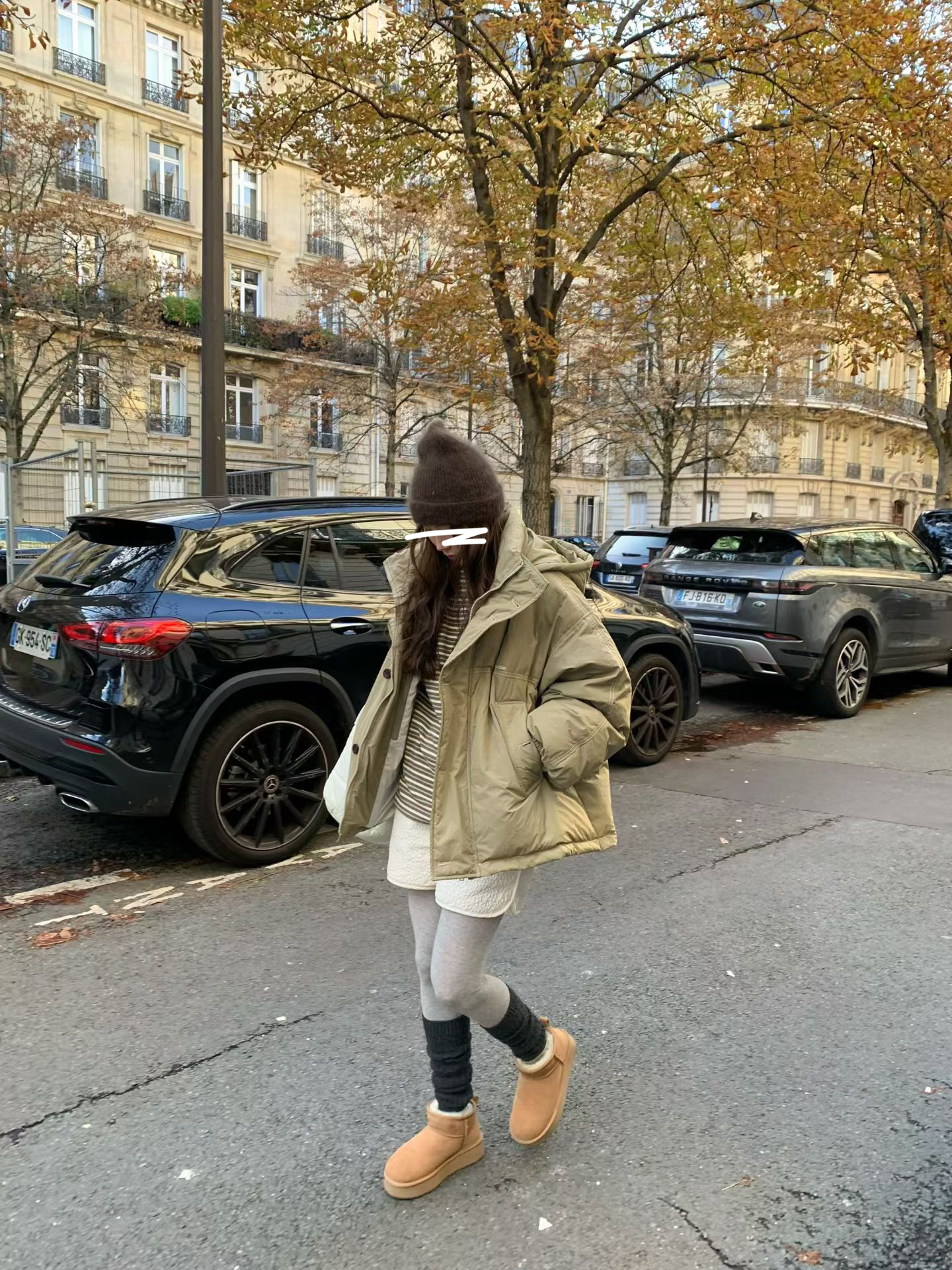 A81.玩雪泡芙剪接鴨絨連帽外套