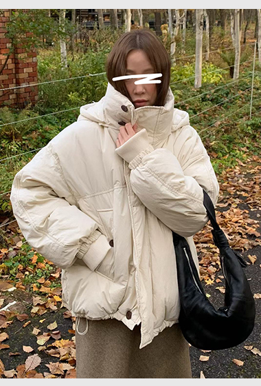A81.玩雪泡芙剪接鴨絨連帽外套