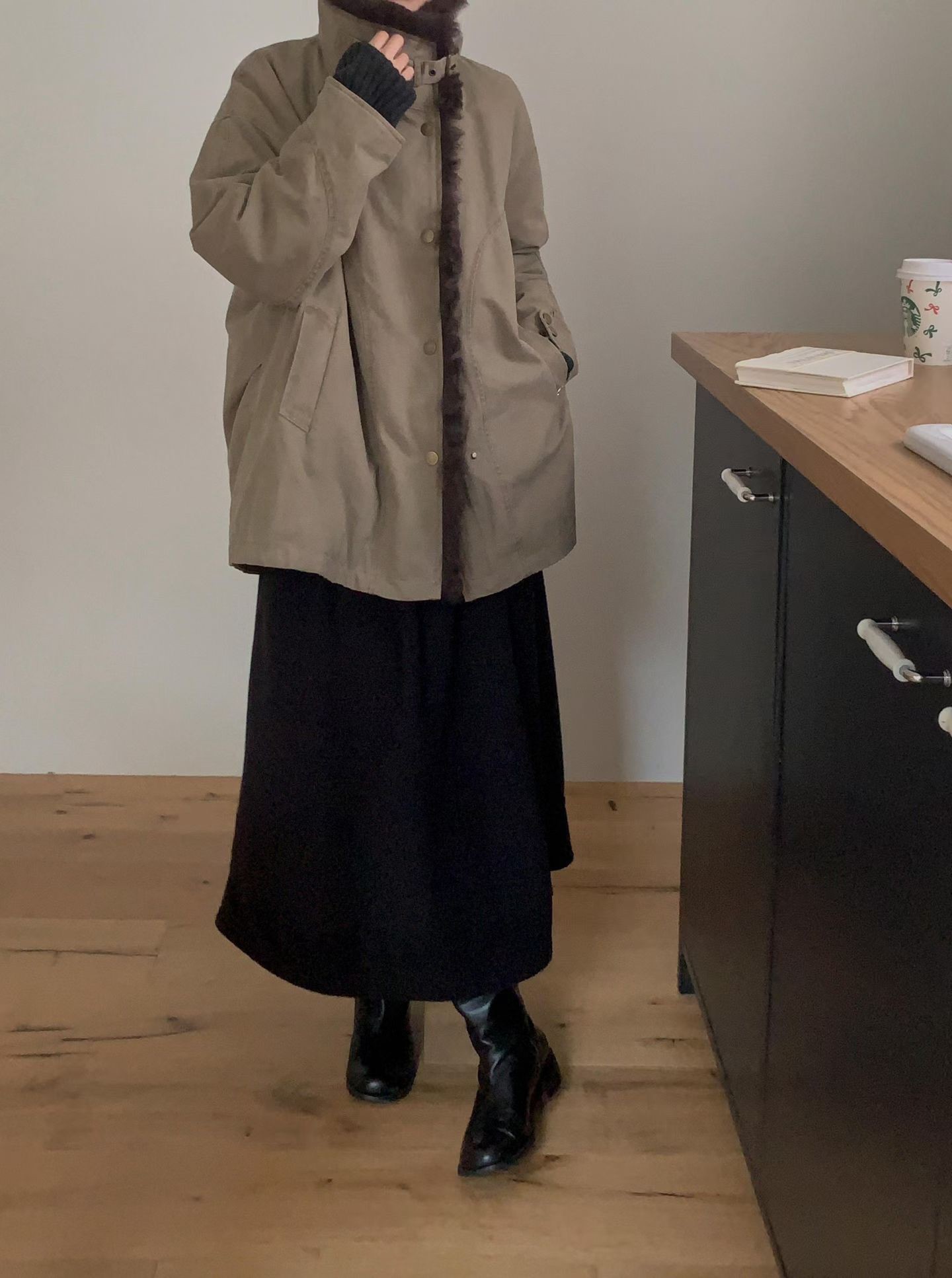 B57.玩雪卷卷羊毛率性鵝絨外套