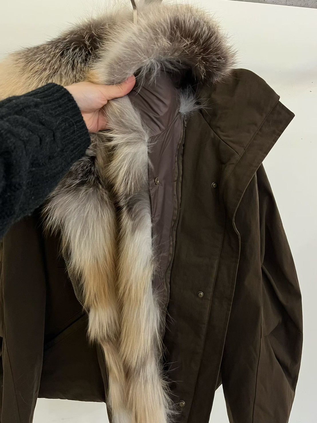 B58.澎湃狐狸毛毛領鵝絨外套