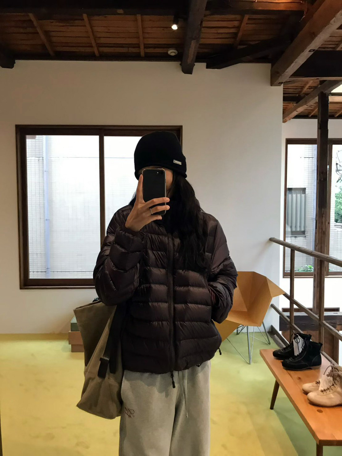 A07.小V家圓弧特色剪接羽絨外套