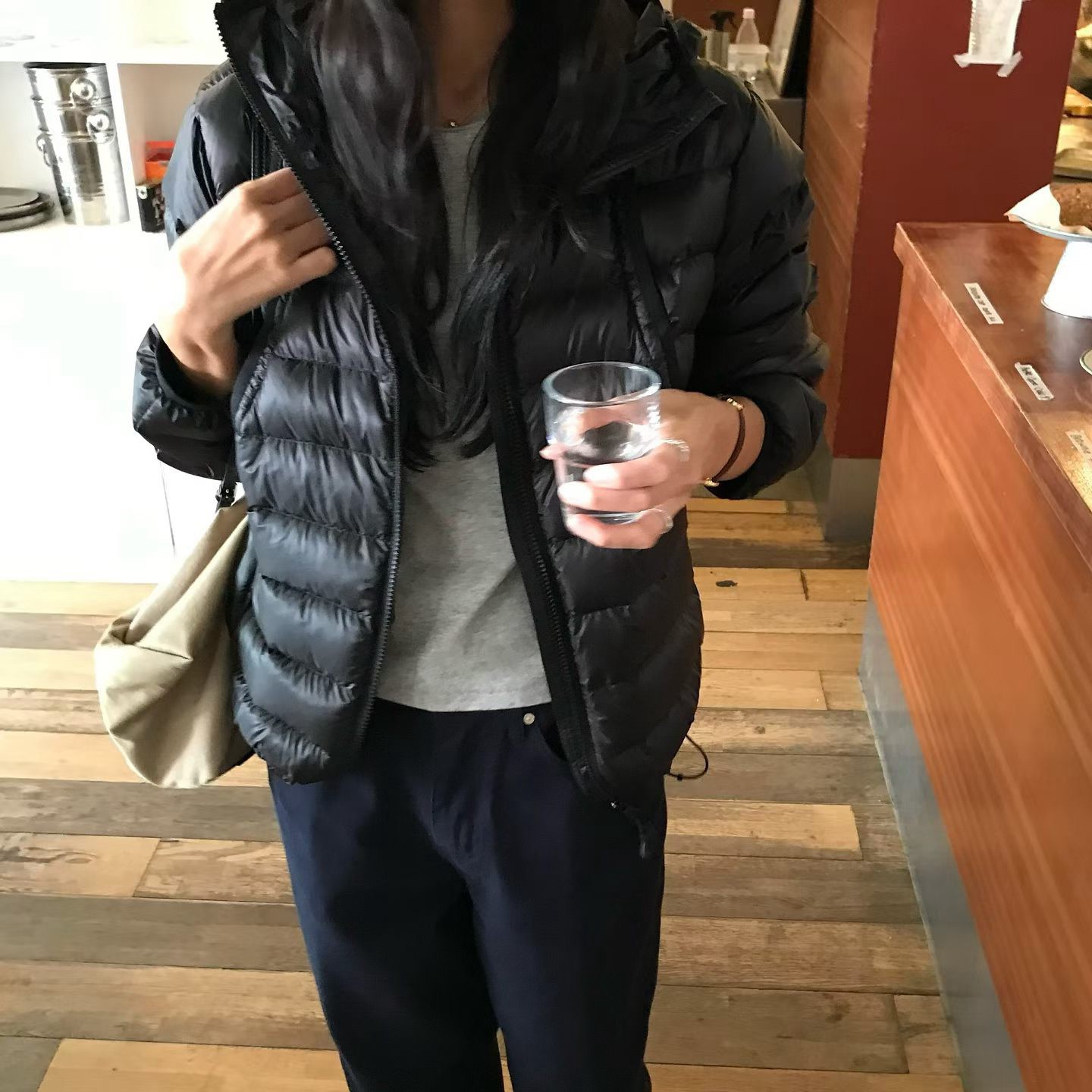 A07.小V家圓弧特色剪接羽絨外套