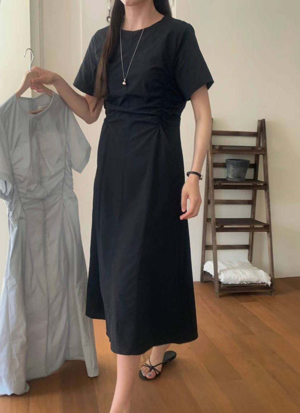 A52.小臉歐膩氣質抓皺洋裝