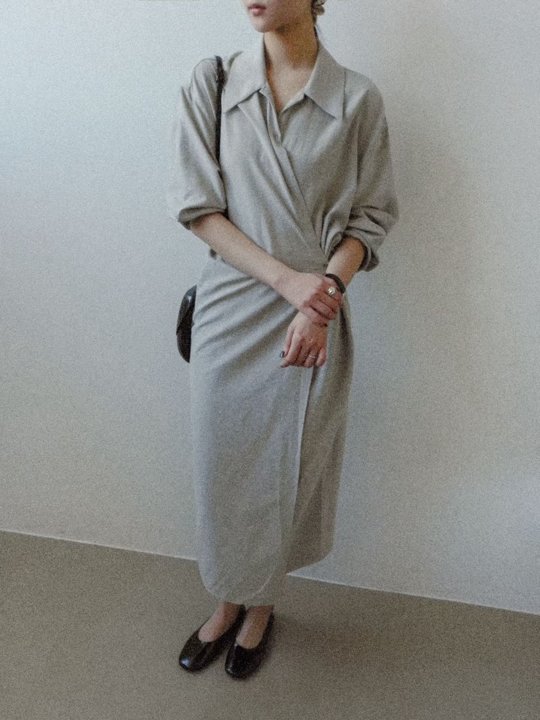 B51.質感家襯衫領側面收腰洋裝