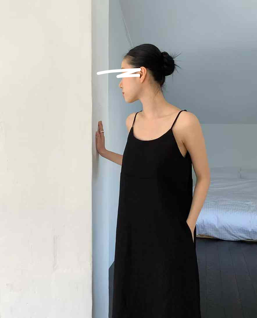 A108.纖瘦女孩細肩帶洋裝