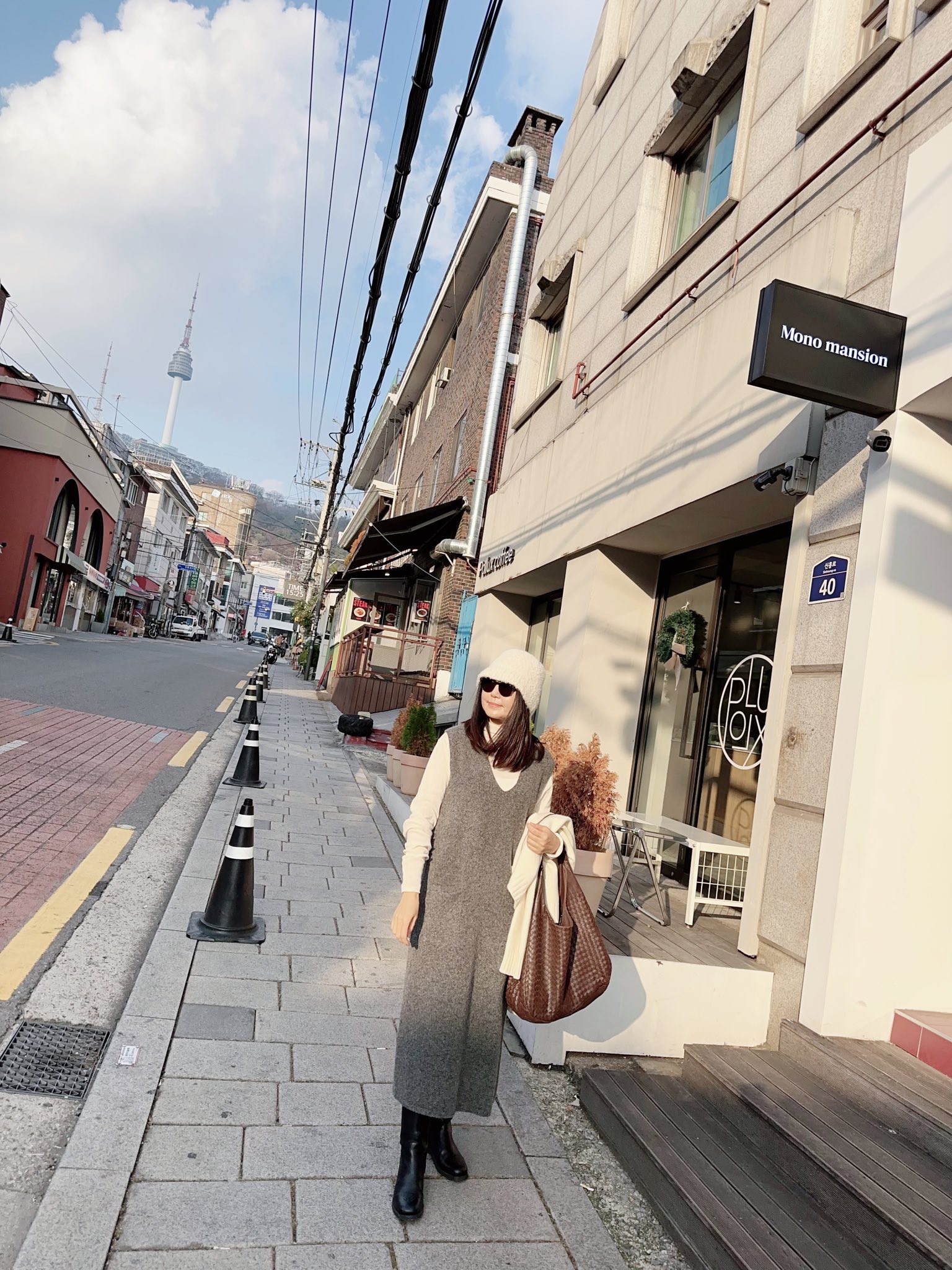 B97.質感家V領單口袋背心針織長洋裝