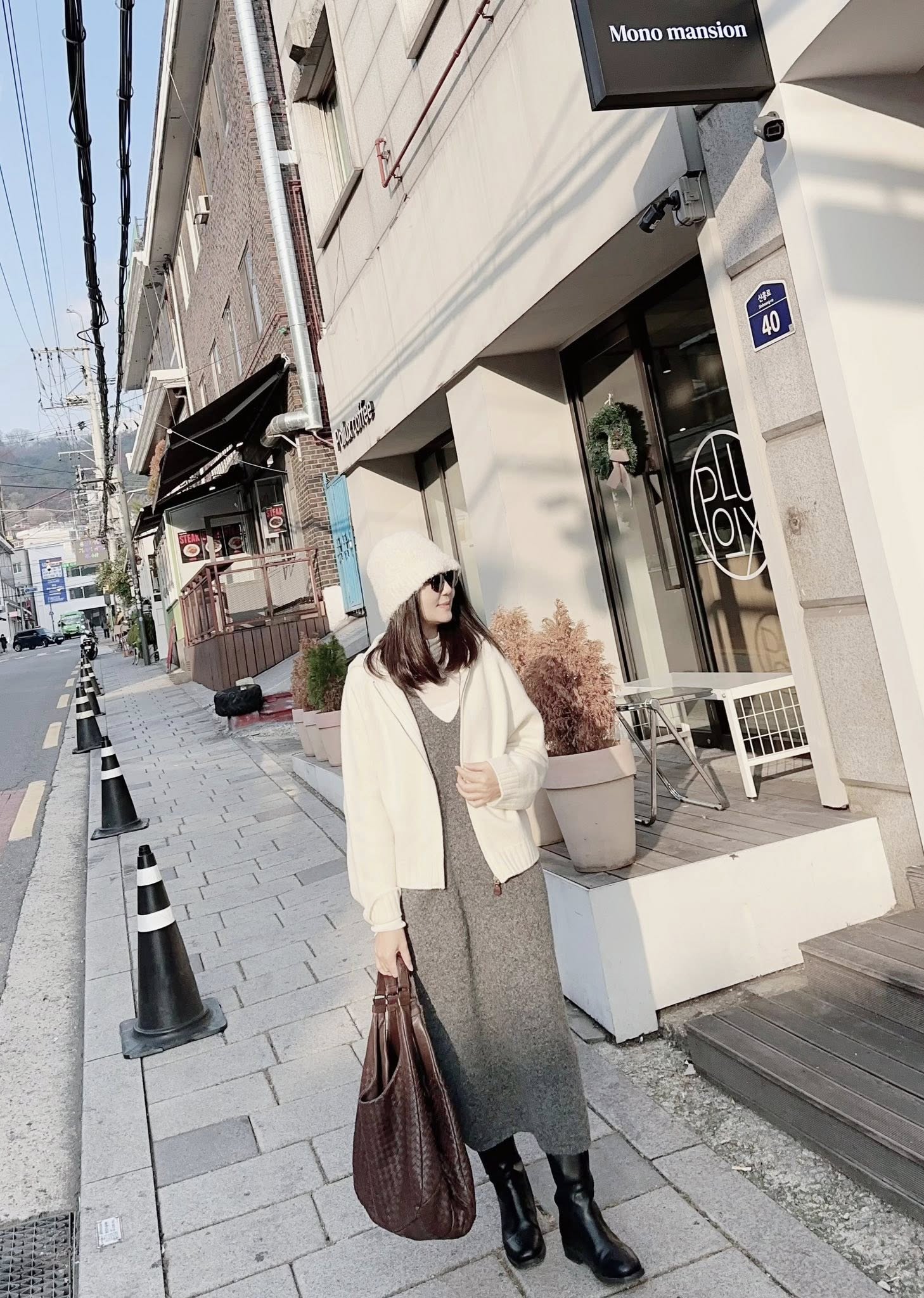 B97.質感家V領單口袋背心針織長洋裝