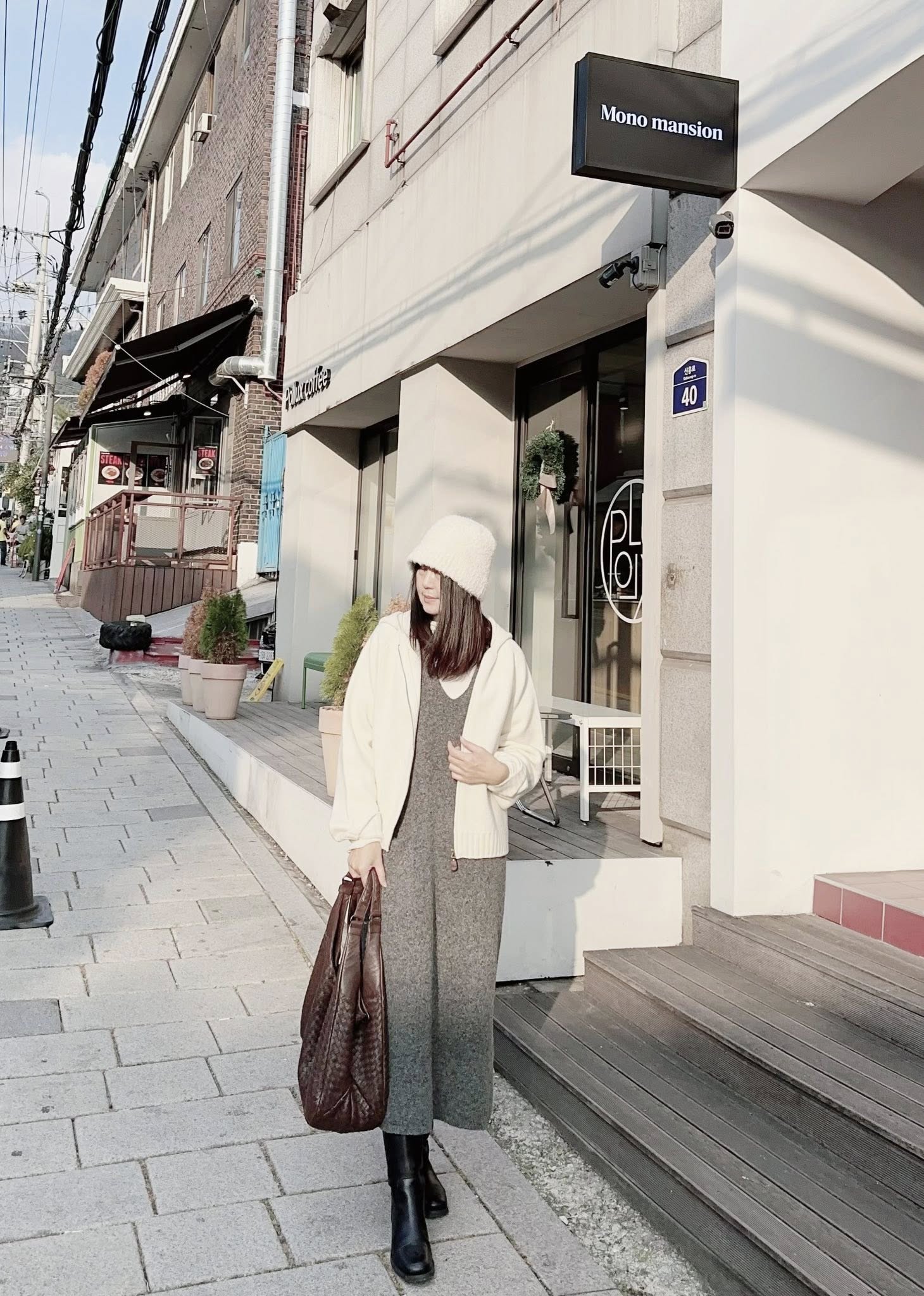 B97.質感家V領單口袋背心針織長洋裝