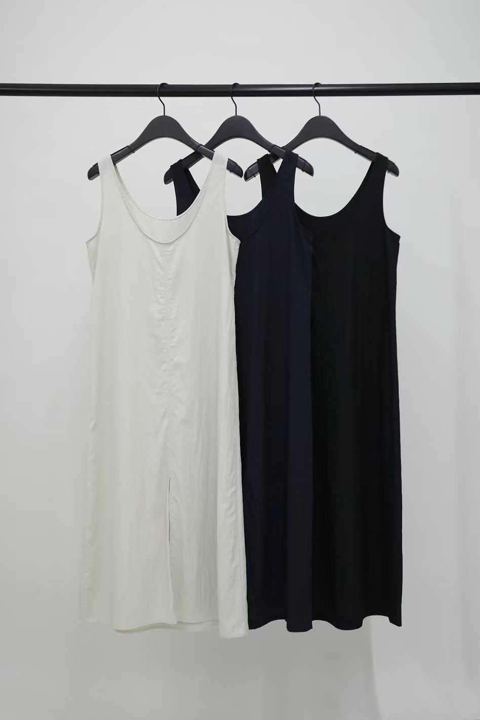 B103.纖瘦家簡約自信長洋裝