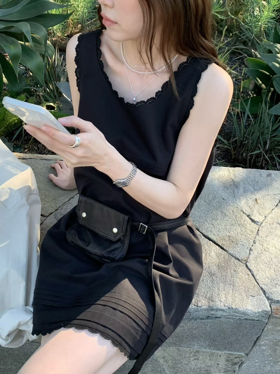 A58.好搭蕾絲滾邊長版背心