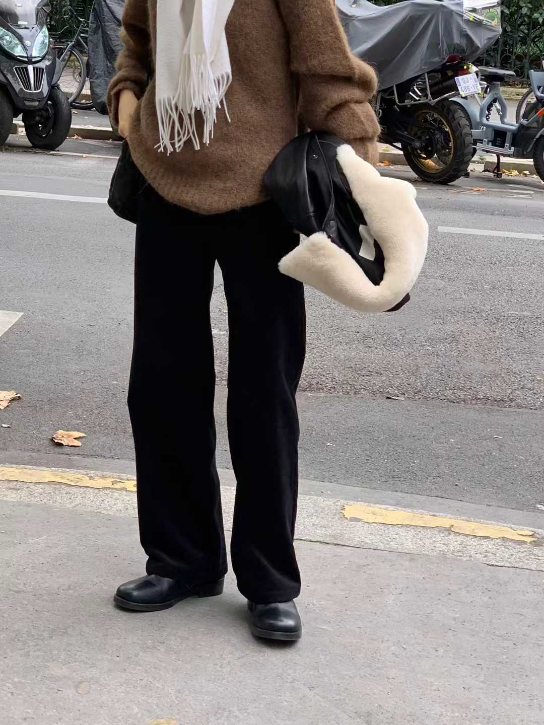 A13.顏值家奶霜可可燈心絨長褲