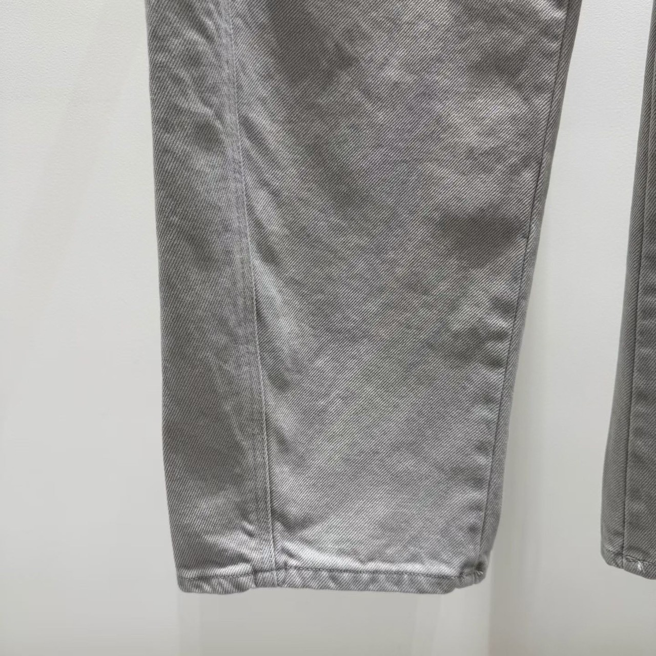 質感家造型斜前移挺版長褲