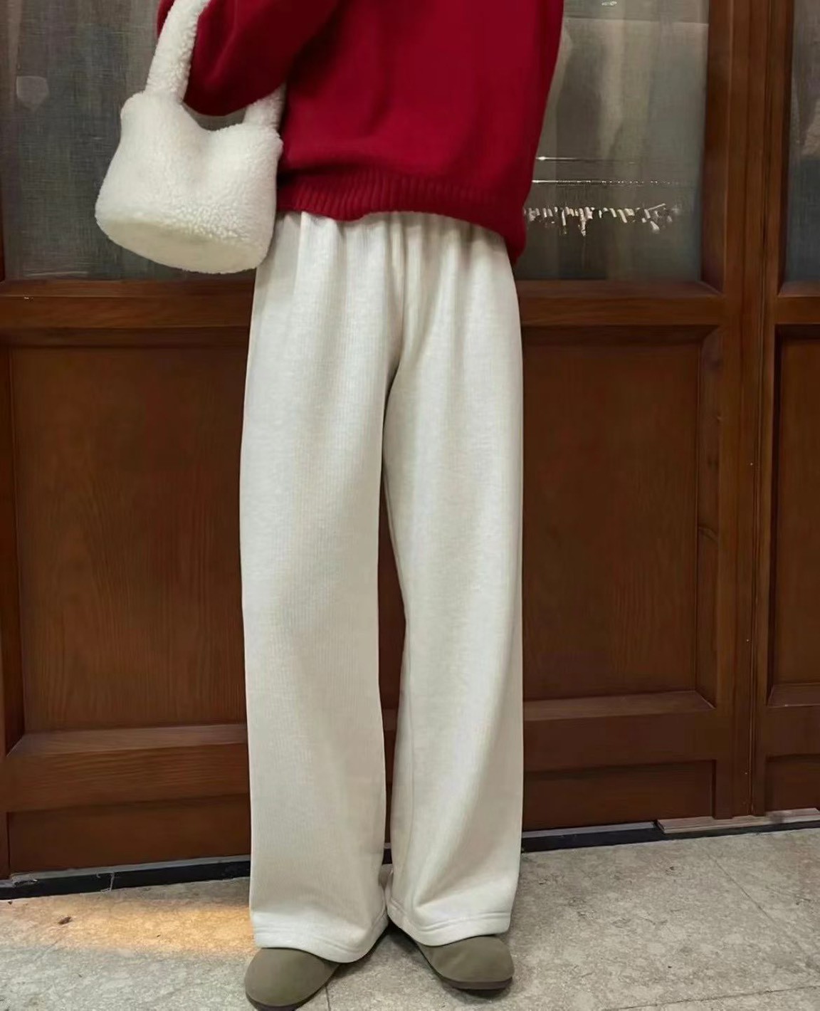 A17.絨面坑條內刷毛保暖休閒褲