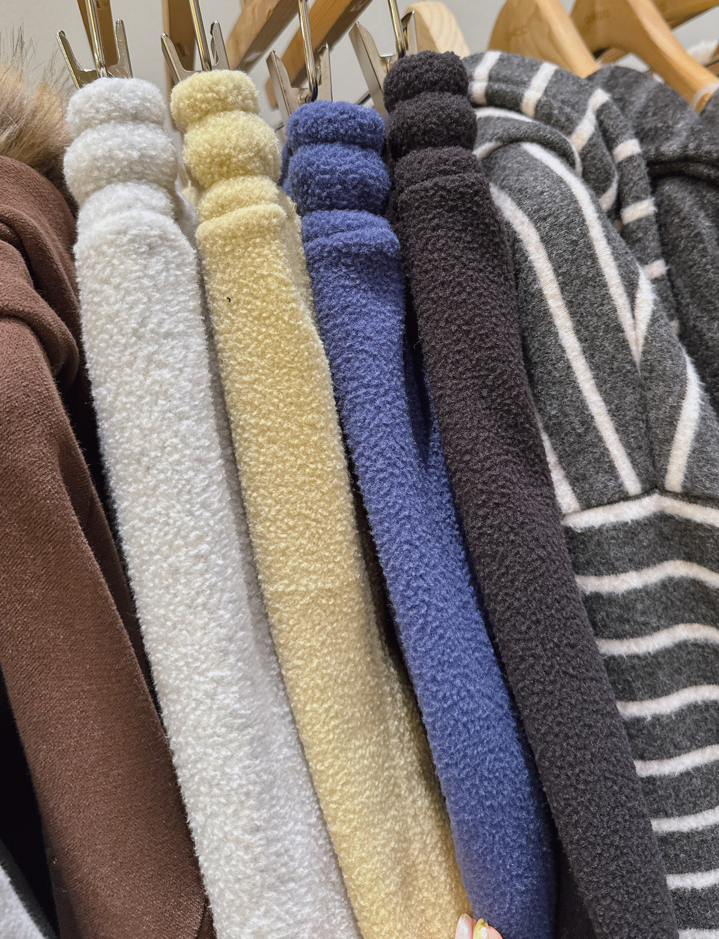 A16.甜美小愛心標縮口運動褲