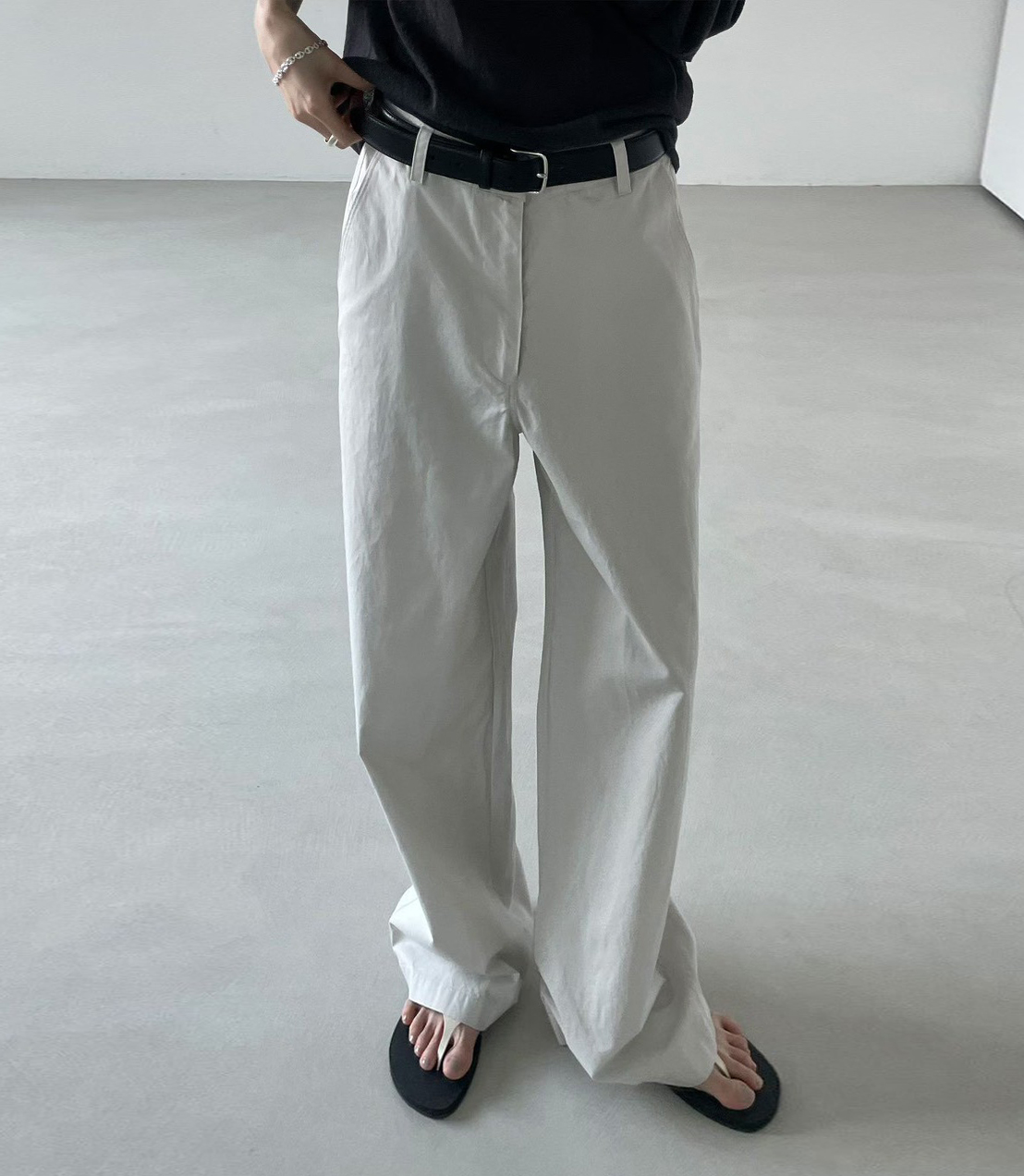 B57.灰階都會休閒褲