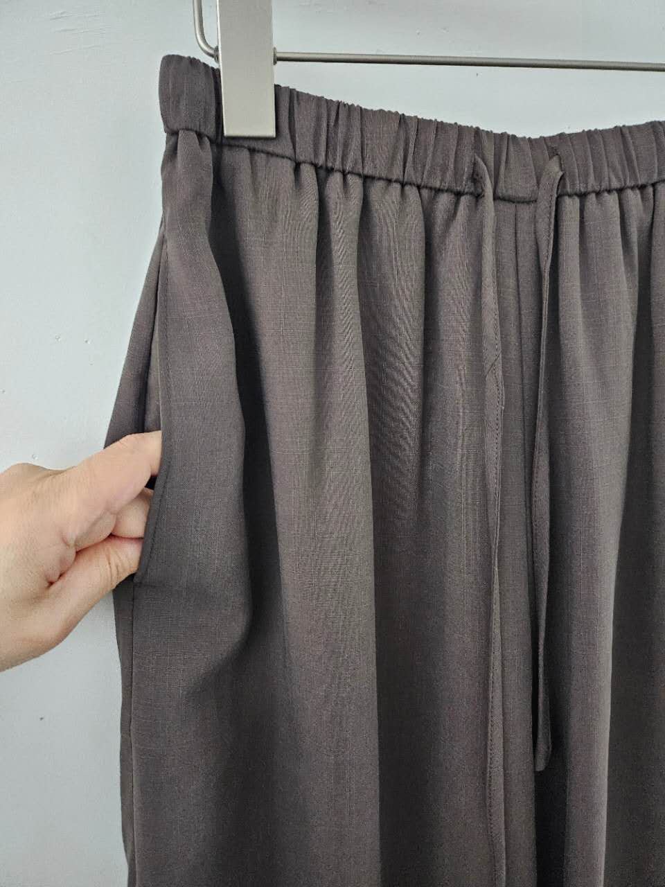 B82.星星家100%天絲寬褲