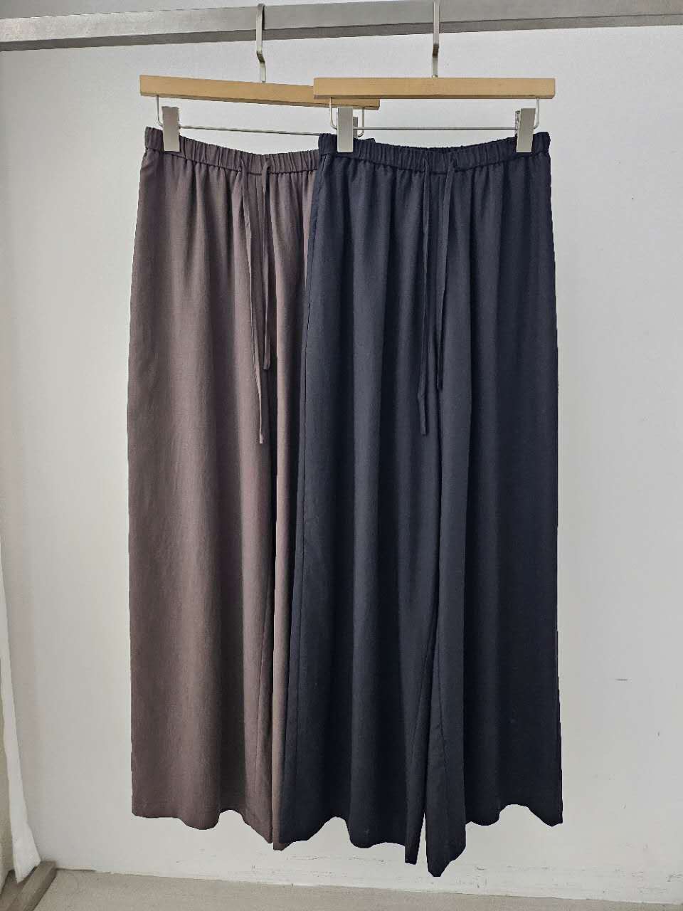 B82.星星家100%天絲寬褲