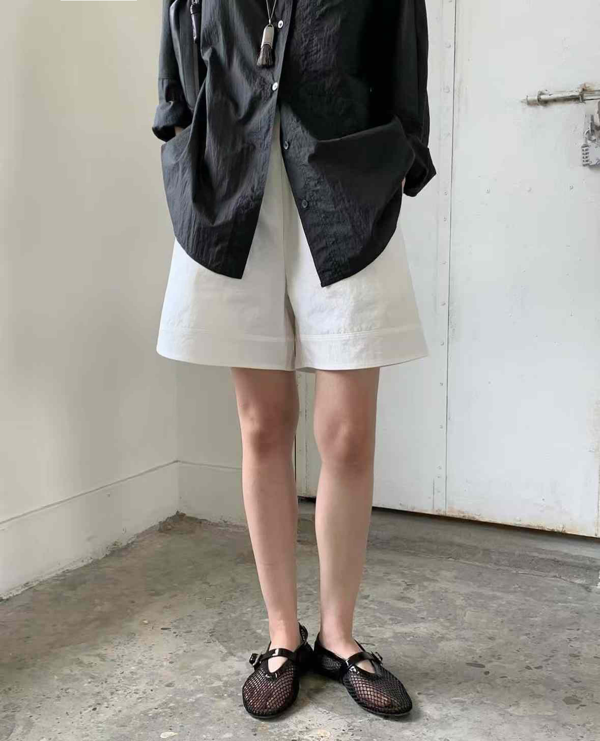 B96.典雅修身鬆緊短褲