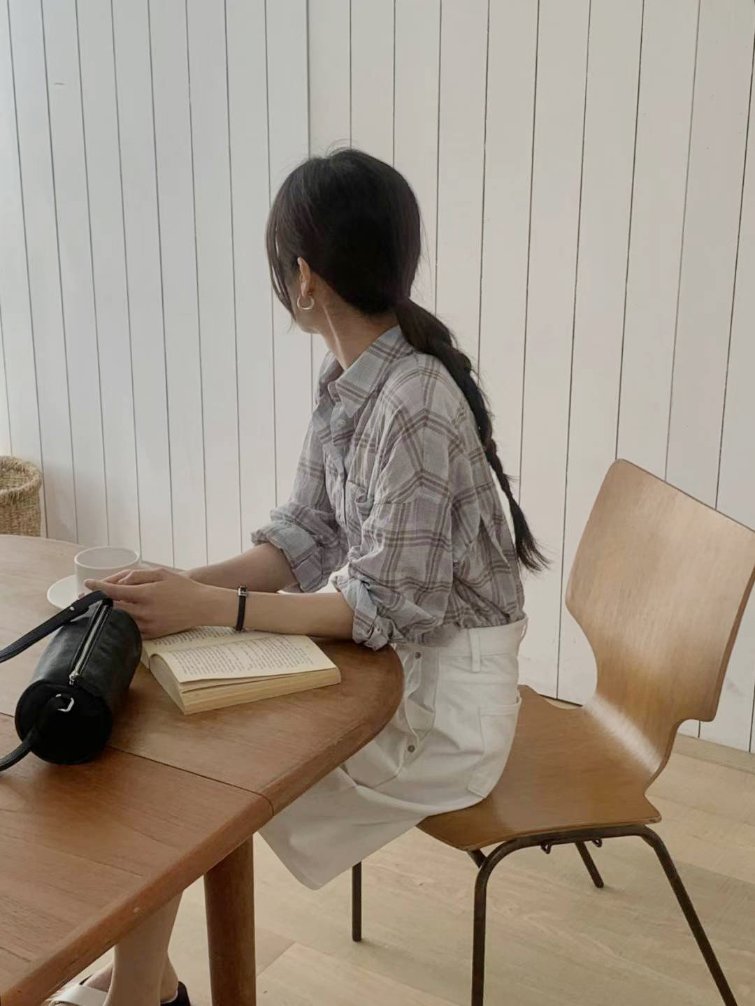 A43.小臉歐膩打褶中長版短褲