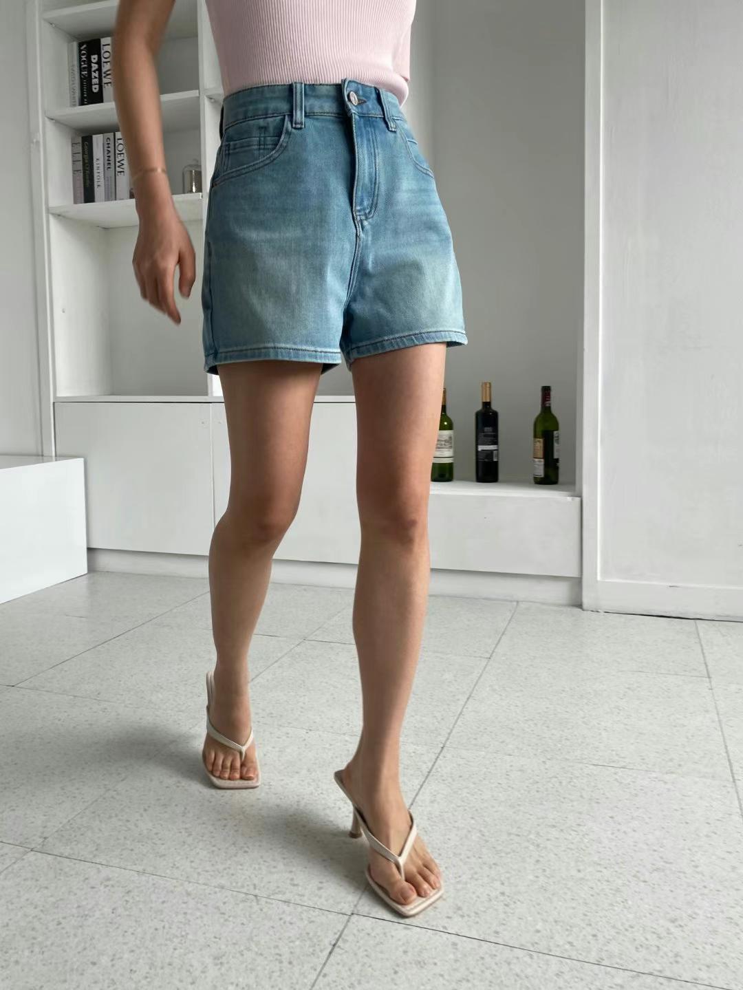 夏日必備A字牛仔短褲