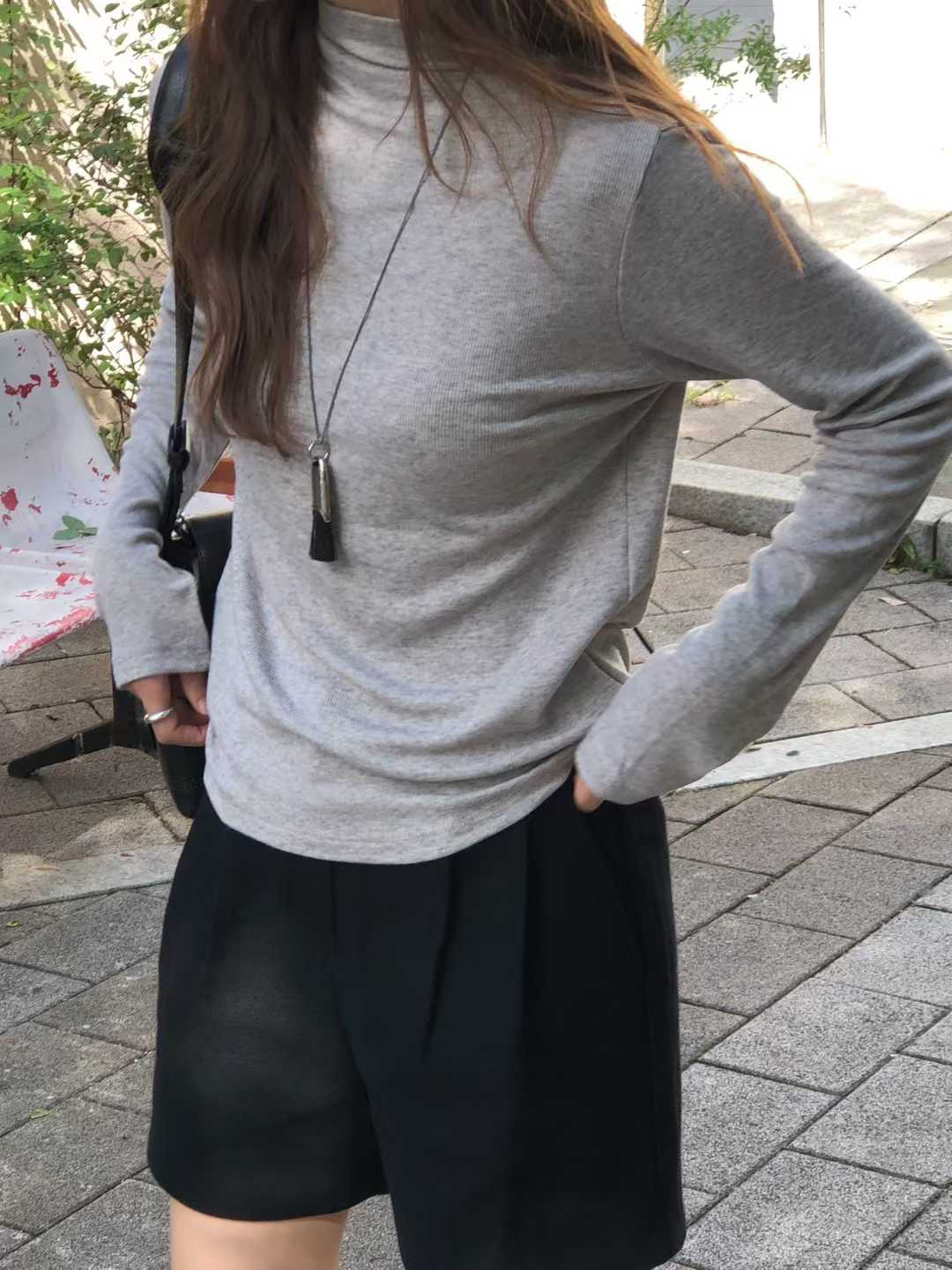 B58.大V家格雷系羊毛打褶短褲