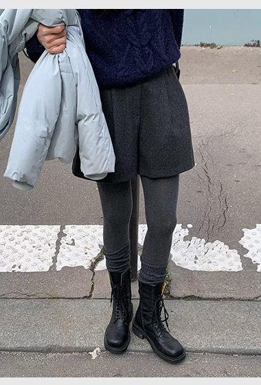 A86.冬日奶茶暖暖羊毛短褲