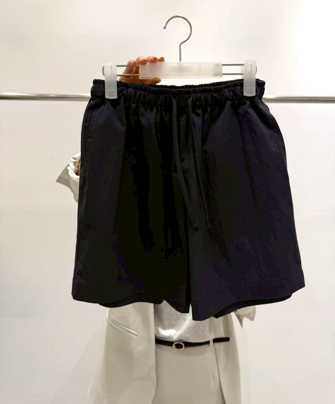 A21.質感家大地色鬆緊腰短褲