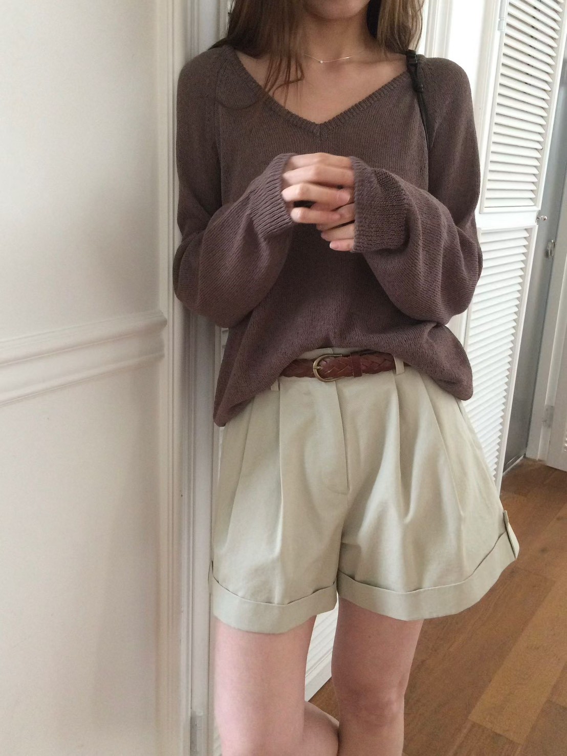 B24.休閒壓褶修飾短褲