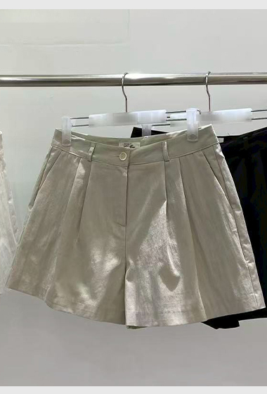 B45.G牌打褶休閒短褲