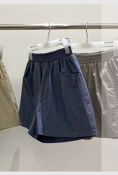 B46.G牌輕量休閒鬆緊短褲