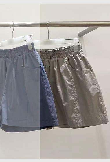 B46.G牌輕量休閒鬆緊短褲