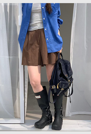 B35.舒適俏皮壓褶短褲