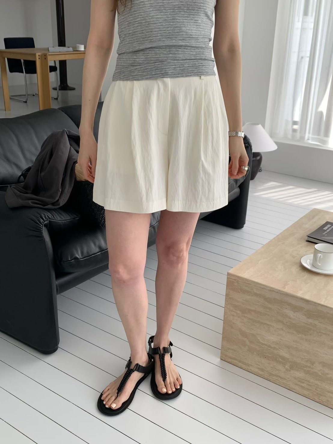 B35.舒適俏皮壓褶短褲