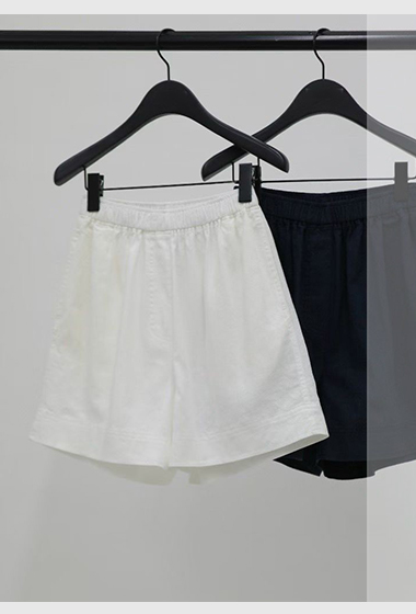 B81.纖瘦家簡約鬆緊休閒短褲