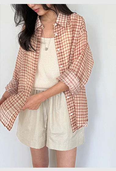 B56.瘦瘦歐膩時尚微光澤短褲