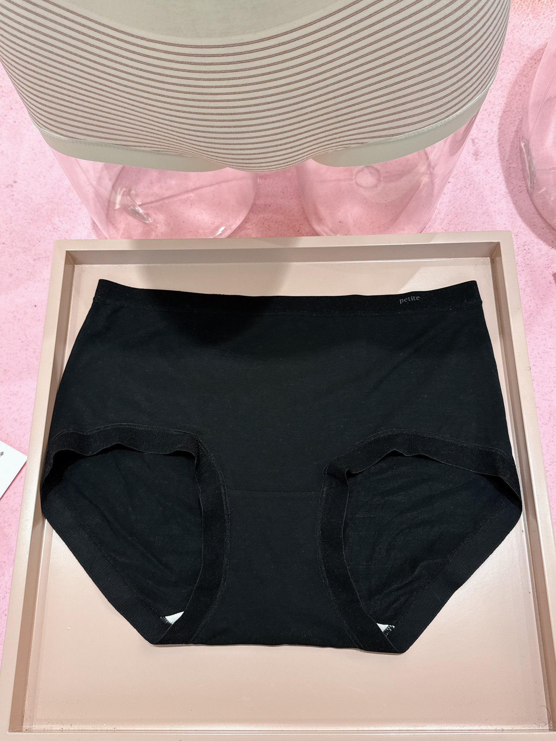 小印字舒適素肌裸感內褲