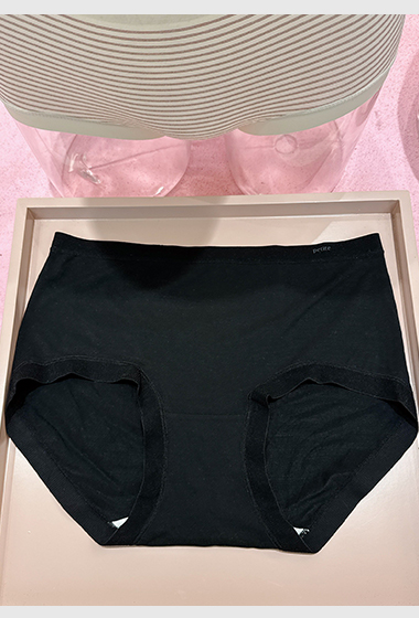 小印字舒適素肌裸感內褲